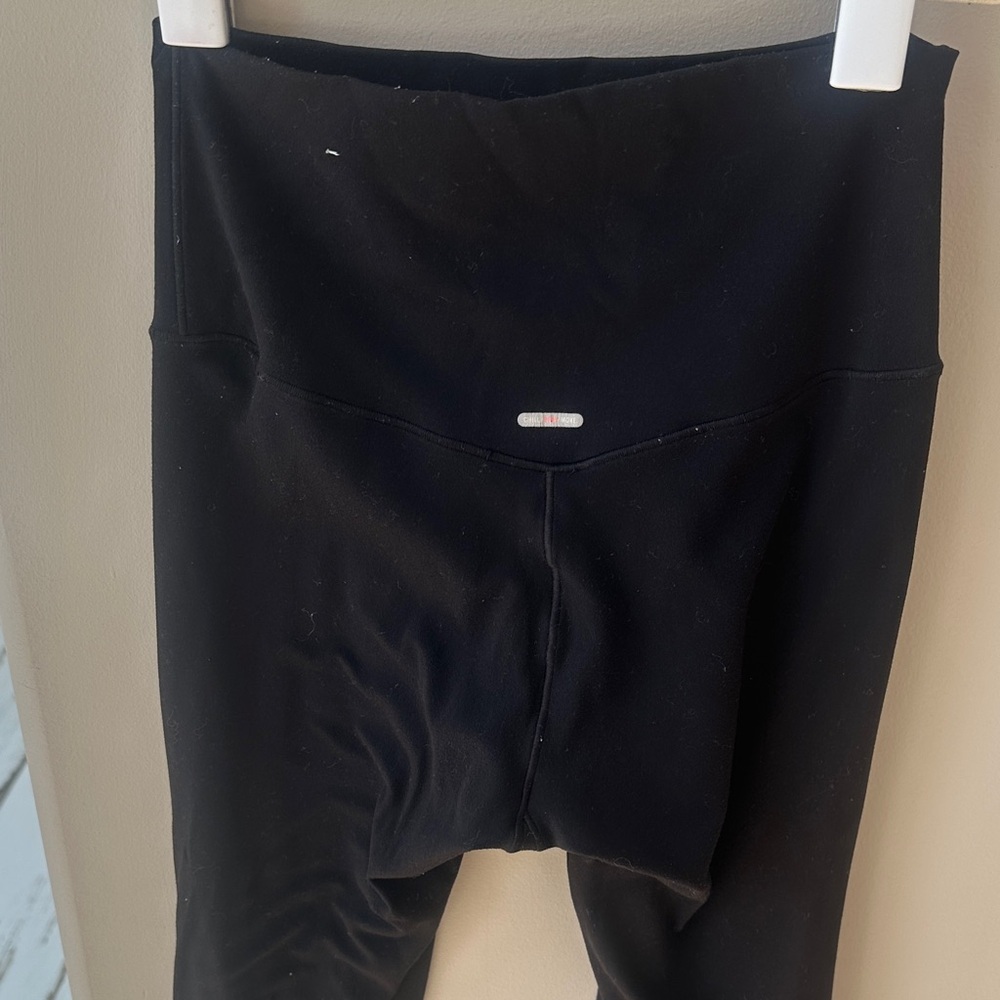 Aerie Black Leggings - Picture 3 of 7